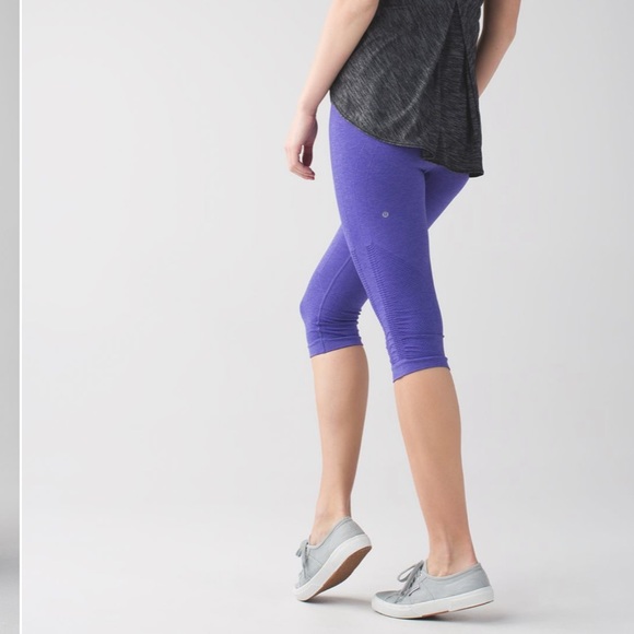 Lululemon In The Flow Crop II Bundle - Picture 11 of 12